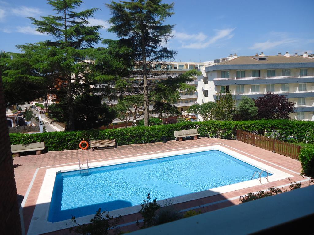 Apartaments Playas Lloret -Famous Family Resort Fenals Beach Льорет-де-Мар Екстер'єр фото