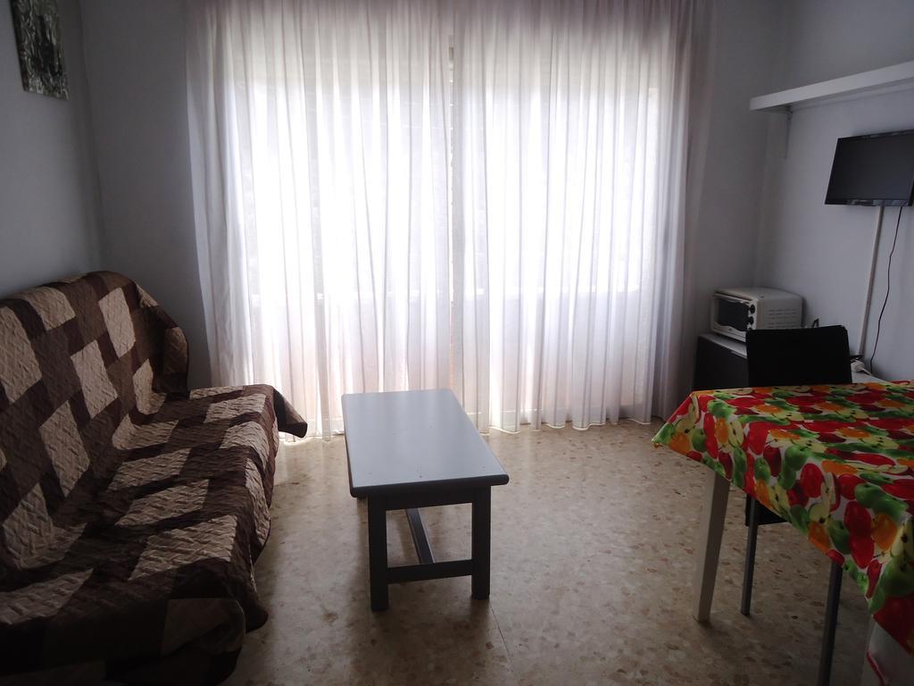 Apartaments Playas Lloret -Famous Family Resort Fenals Beach Льорет-де-Мар Екстер'єр фото