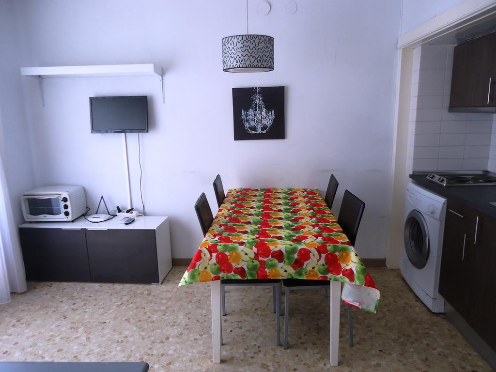 Apartaments Playas Lloret -Famous Family Resort Fenals Beach Льорет-де-Мар Екстер'єр фото