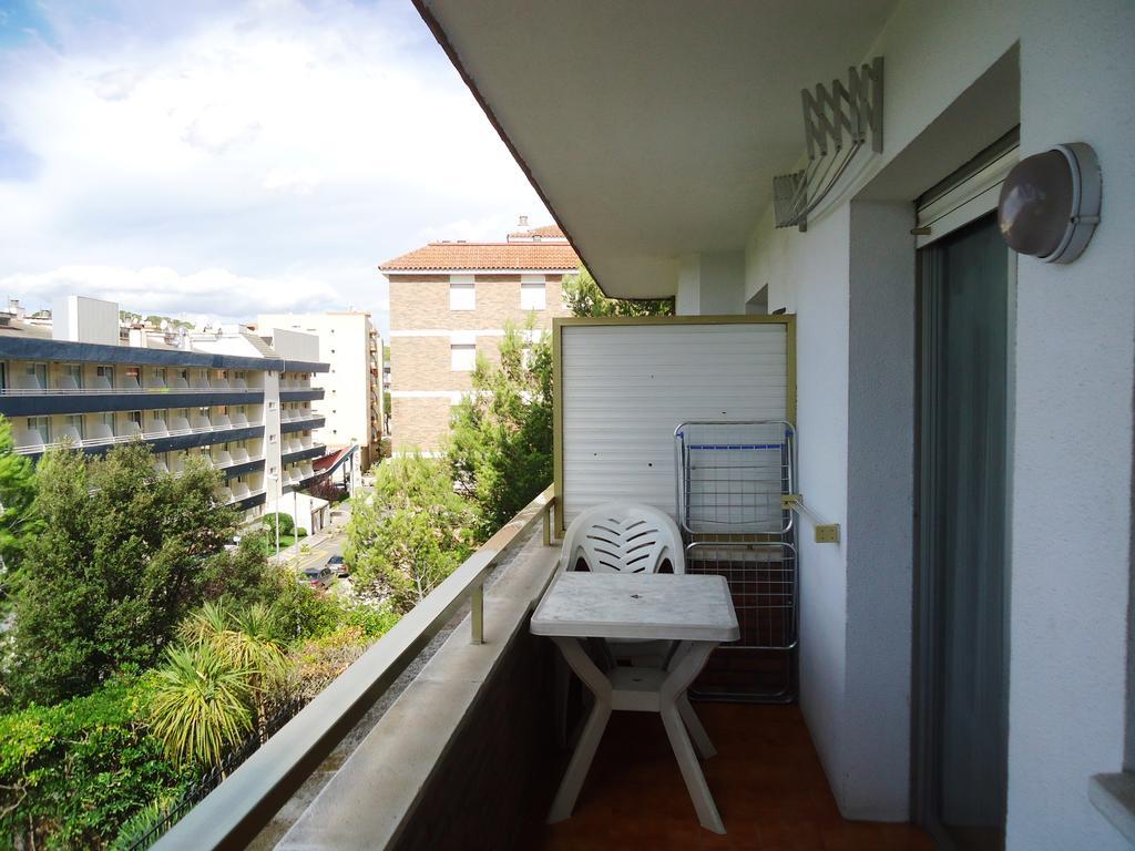 Apartaments Playas Lloret -Famous Family Resort Fenals Beach Льорет-де-Мар Екстер'єр фото