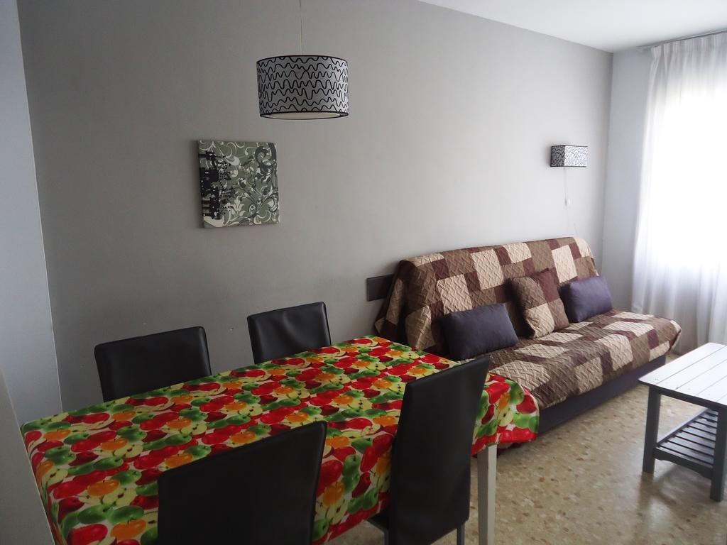 Apartaments Playas Lloret -Famous Family Resort Fenals Beach Льорет-де-Мар Екстер'єр фото