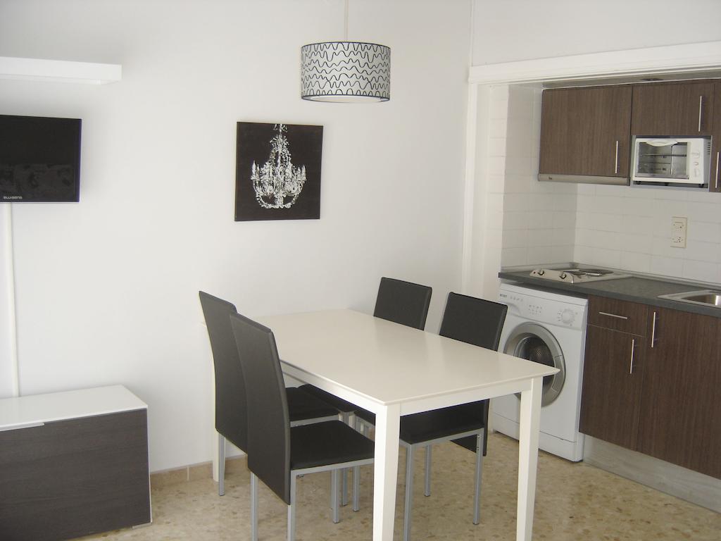 Apartaments Playas Lloret -Famous Family Resort Fenals Beach Льорет-де-Мар Екстер'єр фото