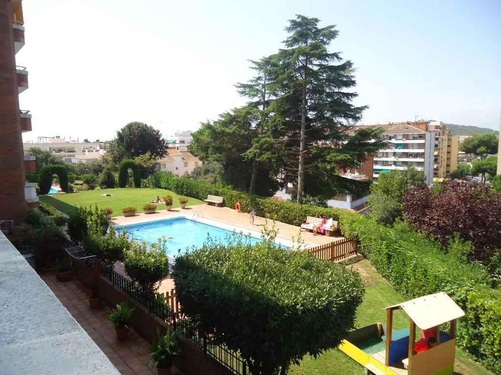 Apartaments Playas Lloret -Famous Family Resort Fenals Beach Льорет-де-Мар Номер фото