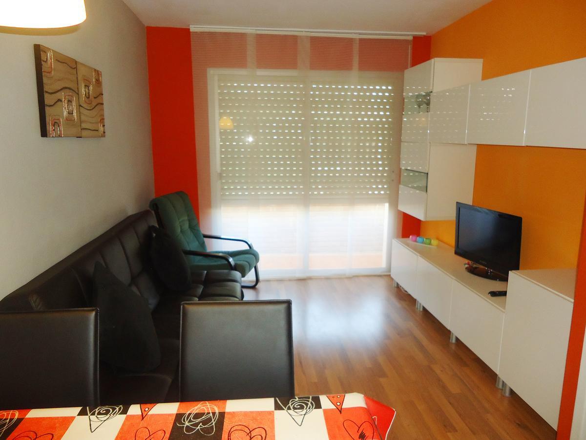 Apartaments Playas Lloret -Famous Family Resort Fenals Beach Льорет-де-Мар Екстер'єр фото