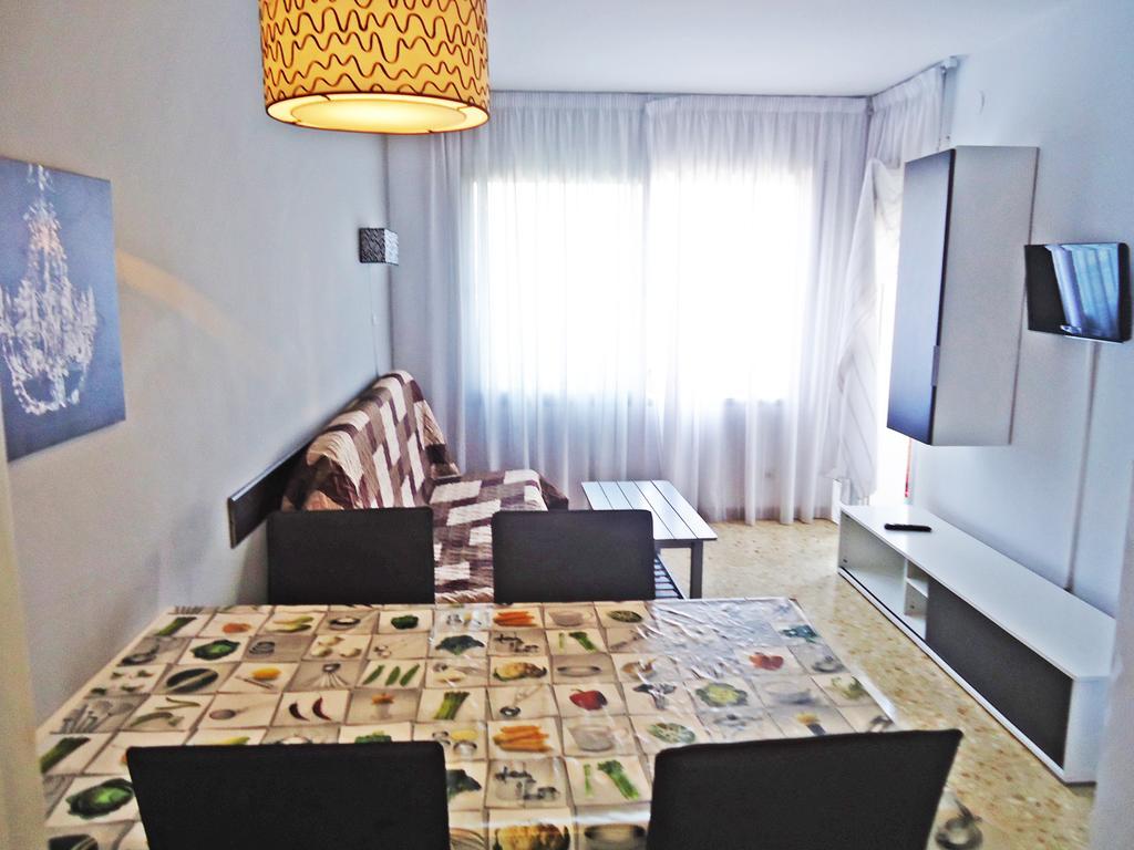 Apartaments Playas Lloret -Famous Family Resort Fenals Beach Льорет-де-Мар Номер фото